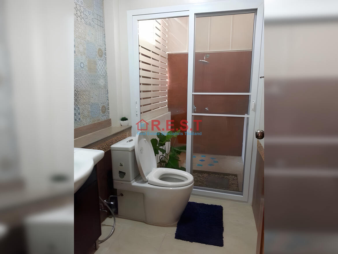 Bangsaray/Sattahip 6 bedroom, 5 bathroom House For sale (3)