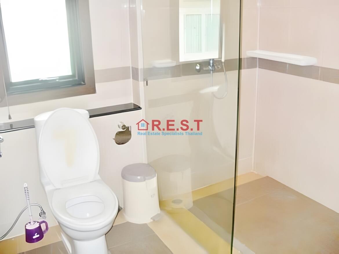 Central Pattaya 3 bedroom, 3 bathroom House For rent (4)