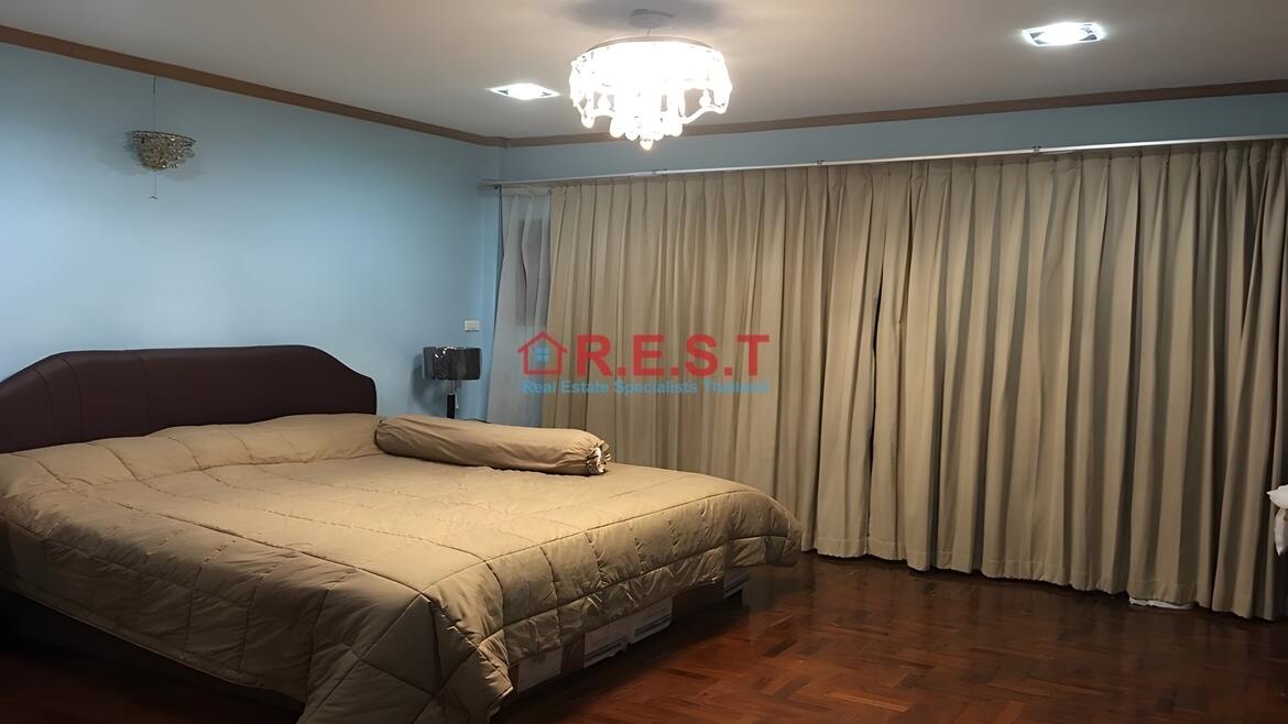 Central Pattaya 3 bedroom, 4 bathroom House For rent (5)