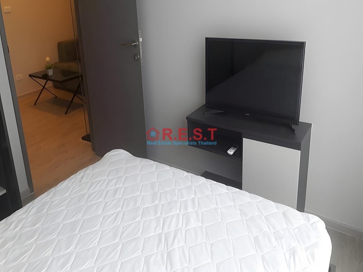 Central Pattaya 1 bedroom, 1 bathroom Condo For rent (2)