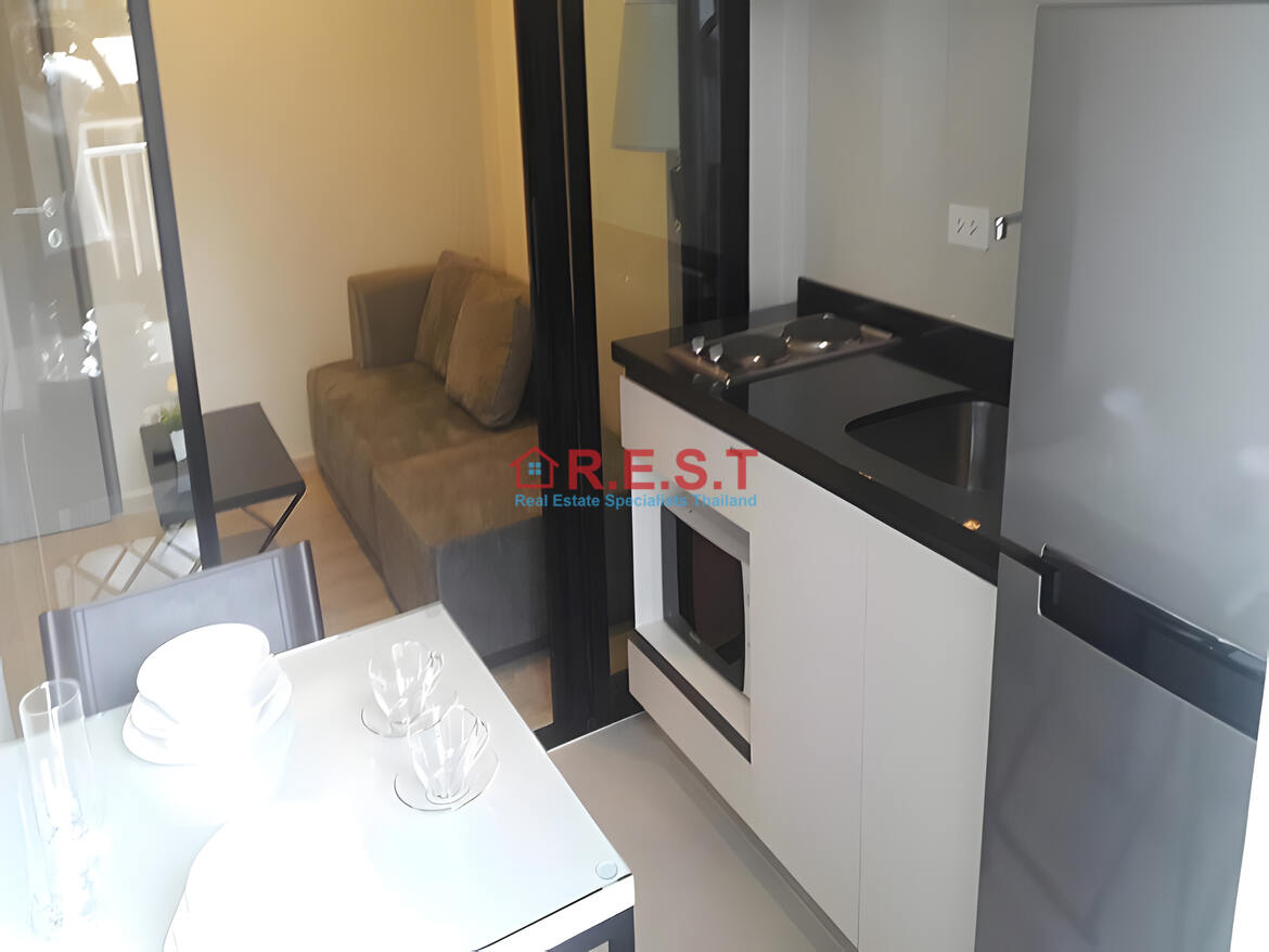 Central Pattaya 1 bedroom, 1 bathroom Condo For rent (5)