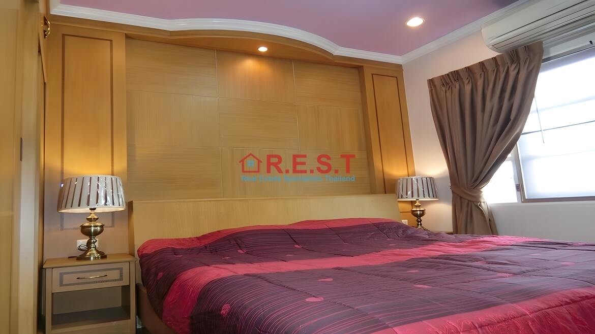 Central Pattaya 4 bedroom, 3 bathroom House For rent (14)