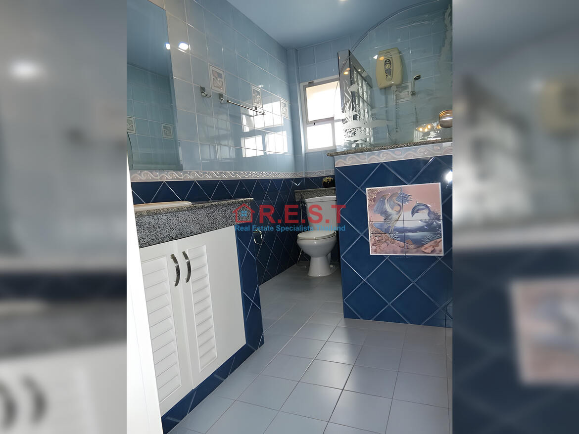 Central Pattaya 4 bedroom, 3 bathroom House For rent (2)