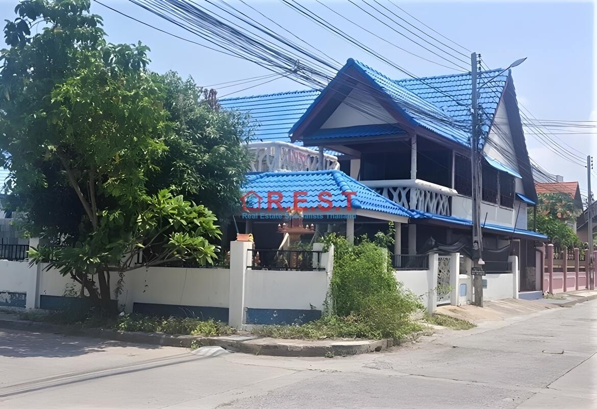 Central Pattaya 5 bedroom, 4 bathroom House For sale (3)