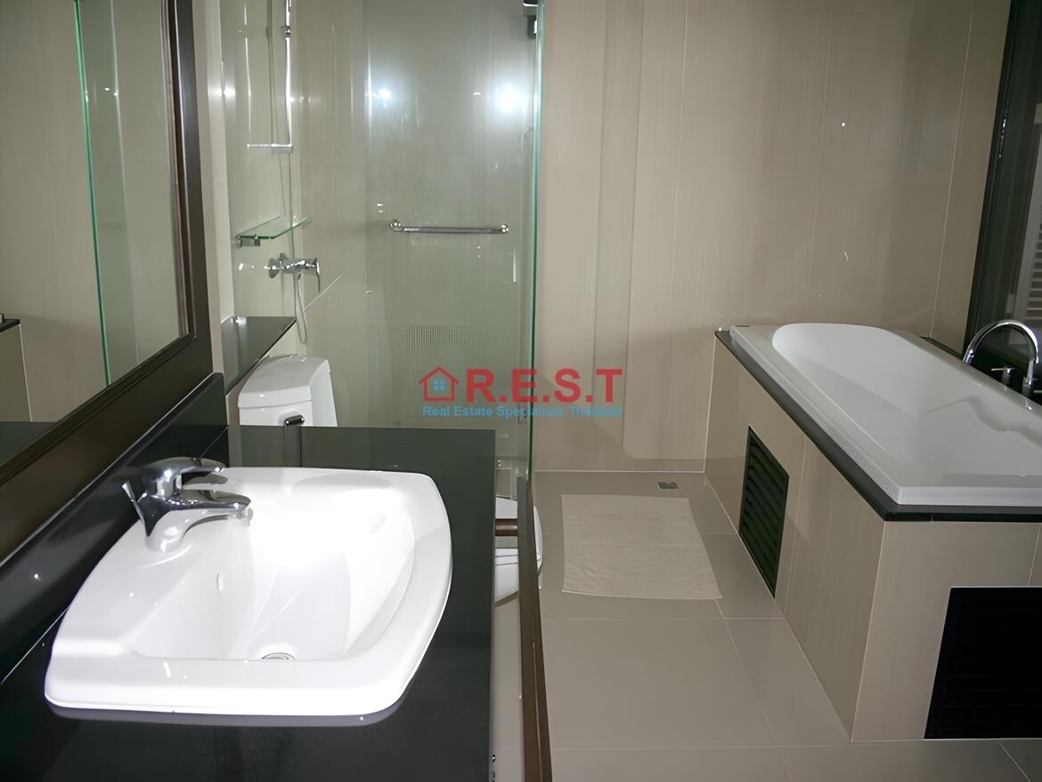 Central Pattaya 1 bedroom, 1 bathroom Condo For rent