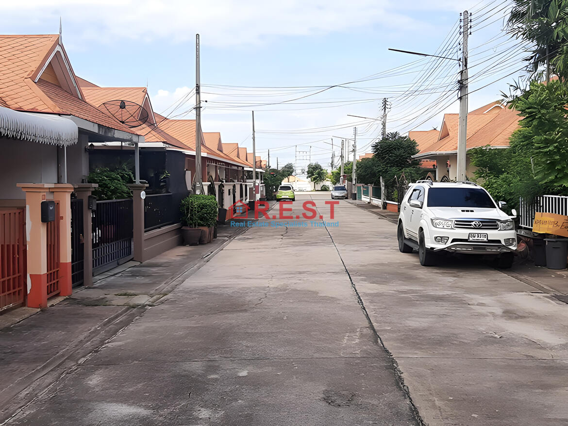 East Pattaya 2 bedroom, House For rent (2)