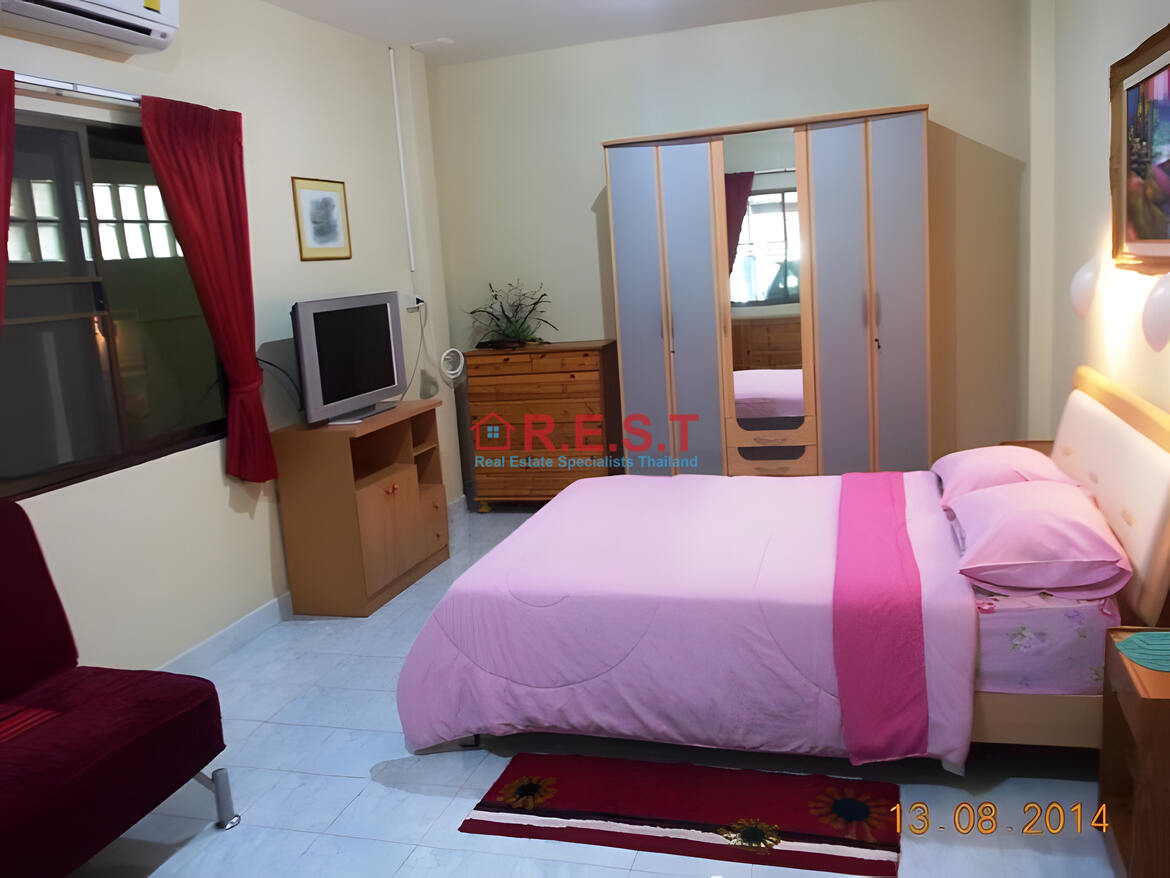 East Pattaya 2 bedroom, 1 bathroom House For rent (2)