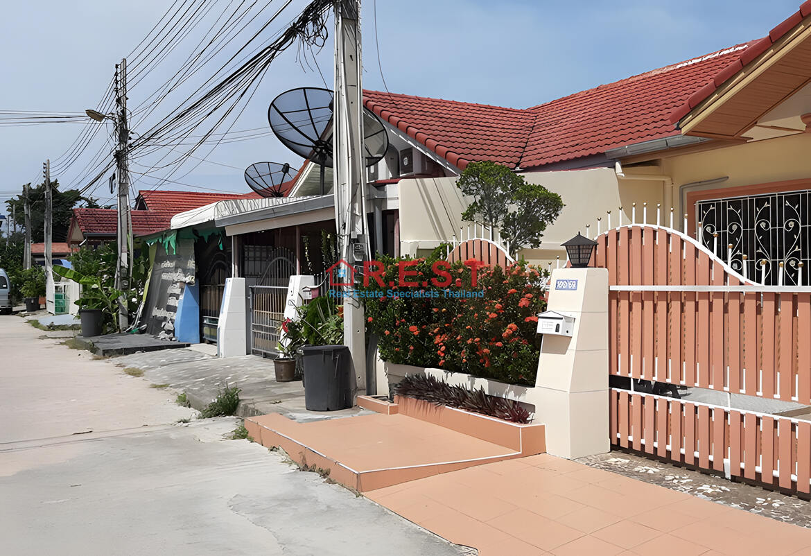 East Pattaya 2 bedroom, 1 bathroom House Sold (6)