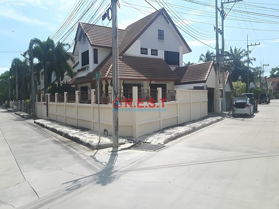 Picture of East Pattaya 4 bedroom, 4 bathroom House For rent