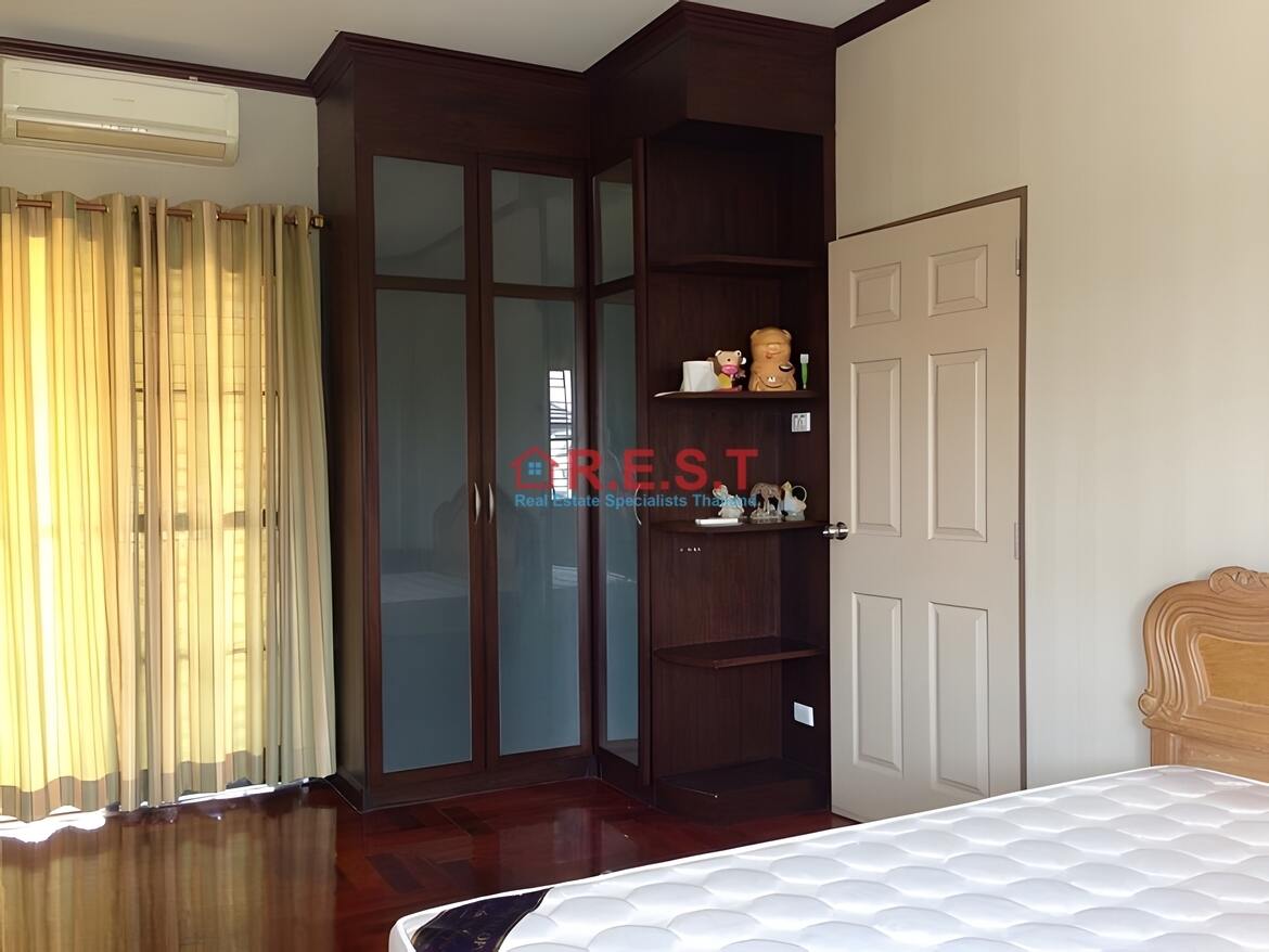 East Pattaya 3 bedroom, 4 bathroom House For rent (2)