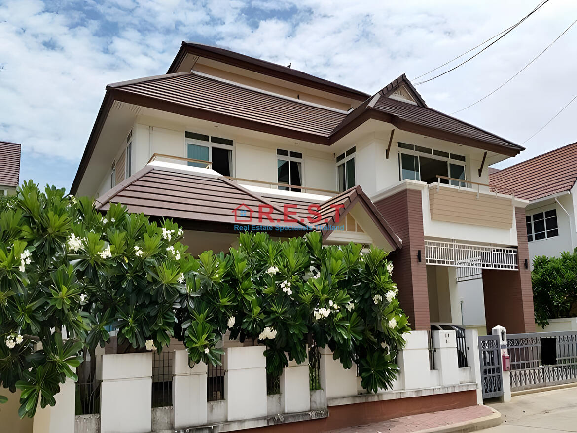 Picture of East Pattaya 5 bedroom, 4 bathroom House For rent