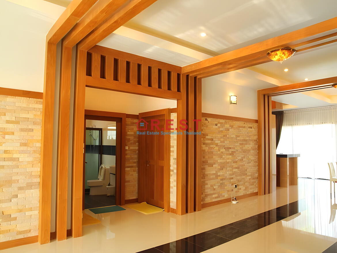 Huay Yai 4 bedroom, 4 bathroom House For rent (6)
