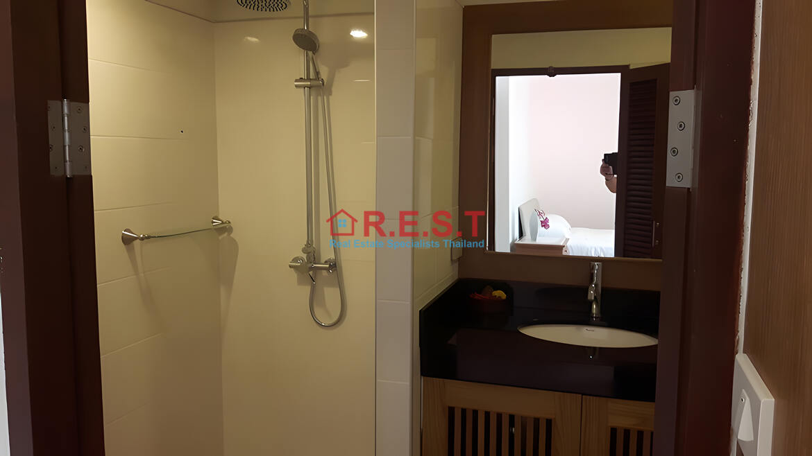 Jomtien 4 bedroom, 5 bathroom House For rent (10)