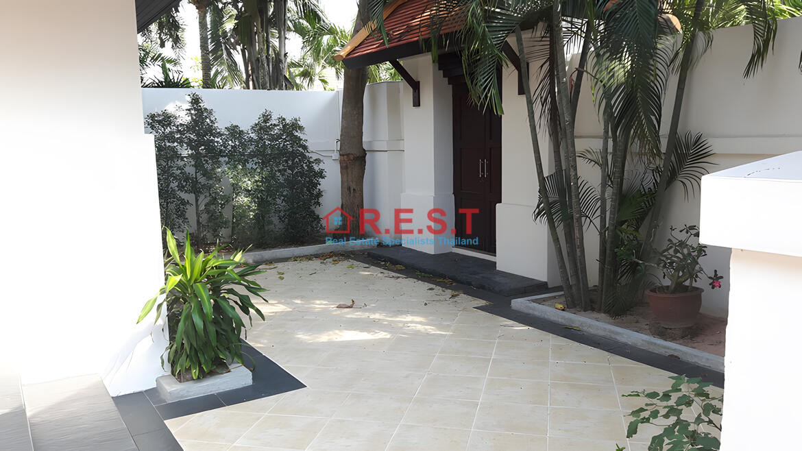 Jomtien 4 bedroom, 5 bathroom House For rent (13)