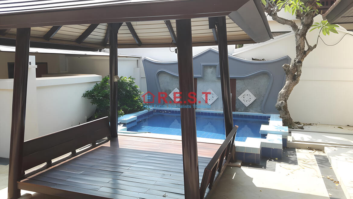 Jomtien 4 bedroom, 5 bathroom House For rent (2)