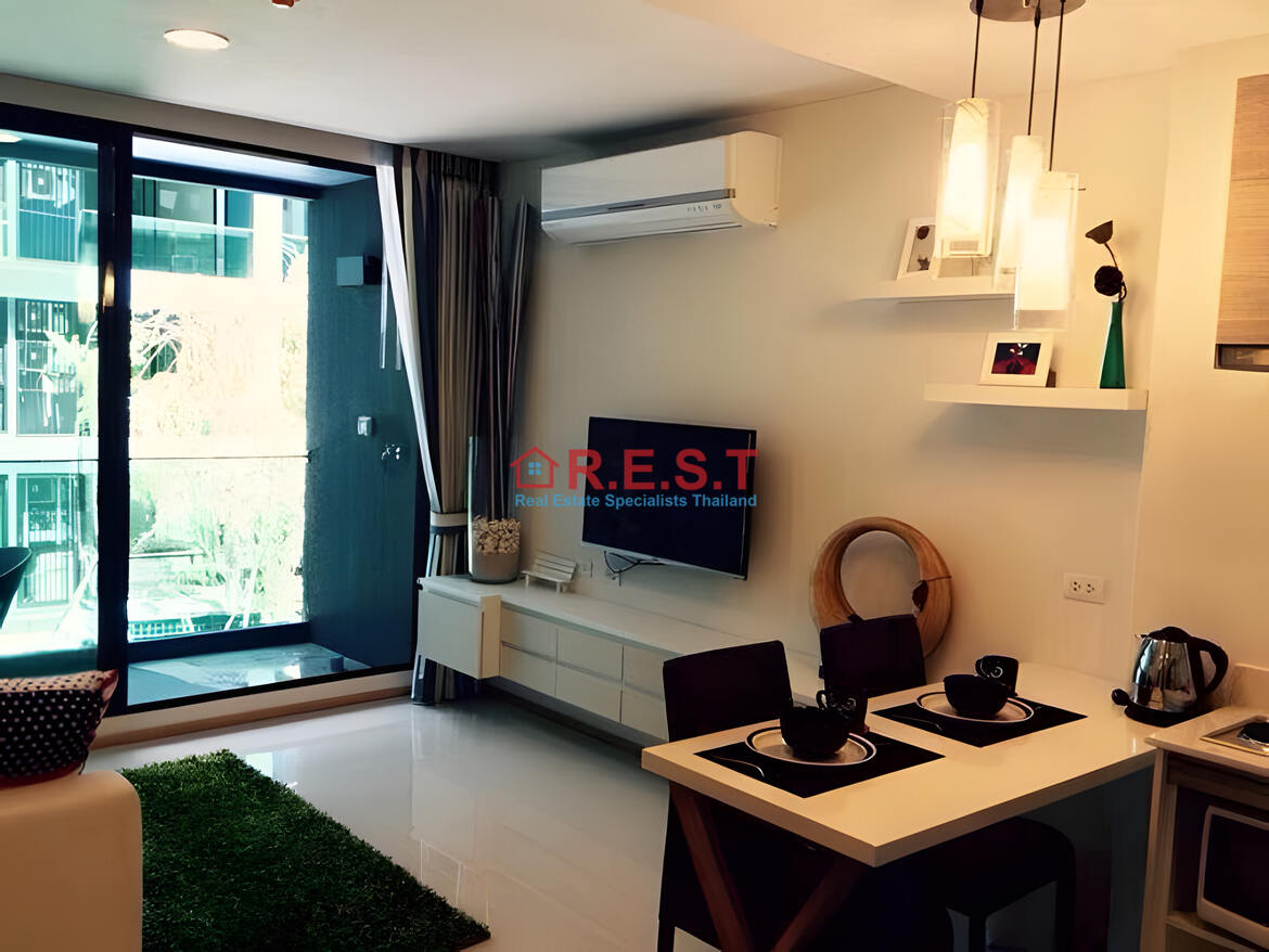 Jomtien 2 bedroom, Condo For rent