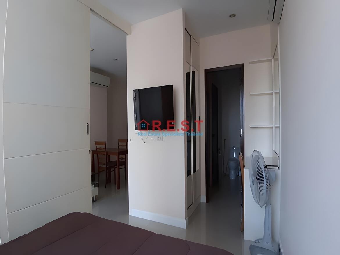 Jomtien 1 bedroom, 1 bathroom Condo For rent (2)