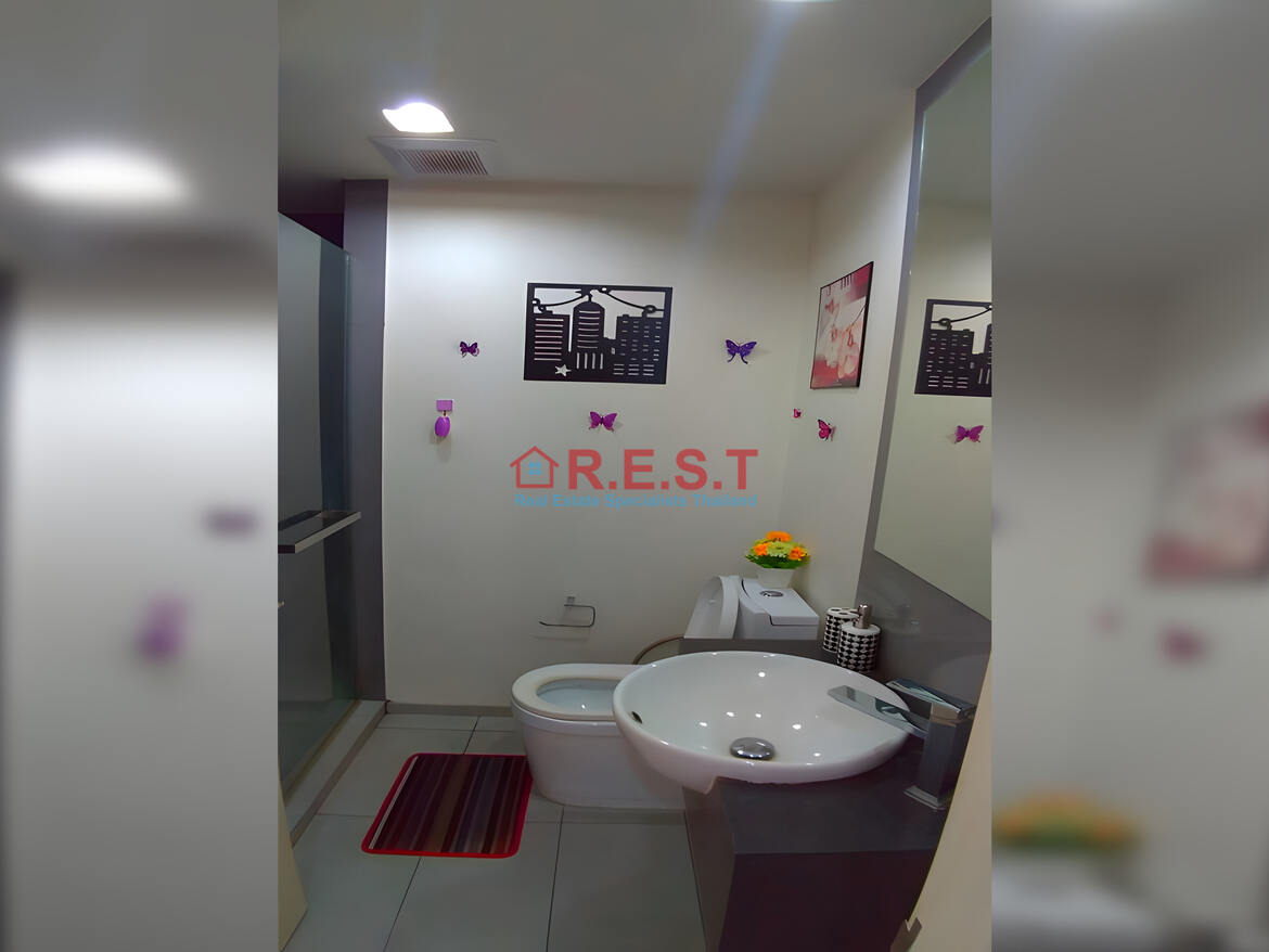 Picture of Pratamnak 1 bathroom Condo For rent