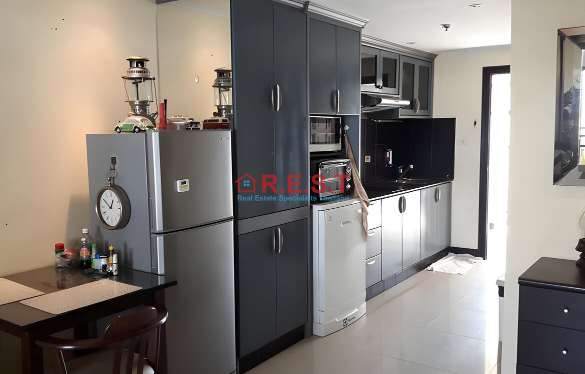 Wongamat 1 bedroom, 2 bathroom Condo For sale (3)