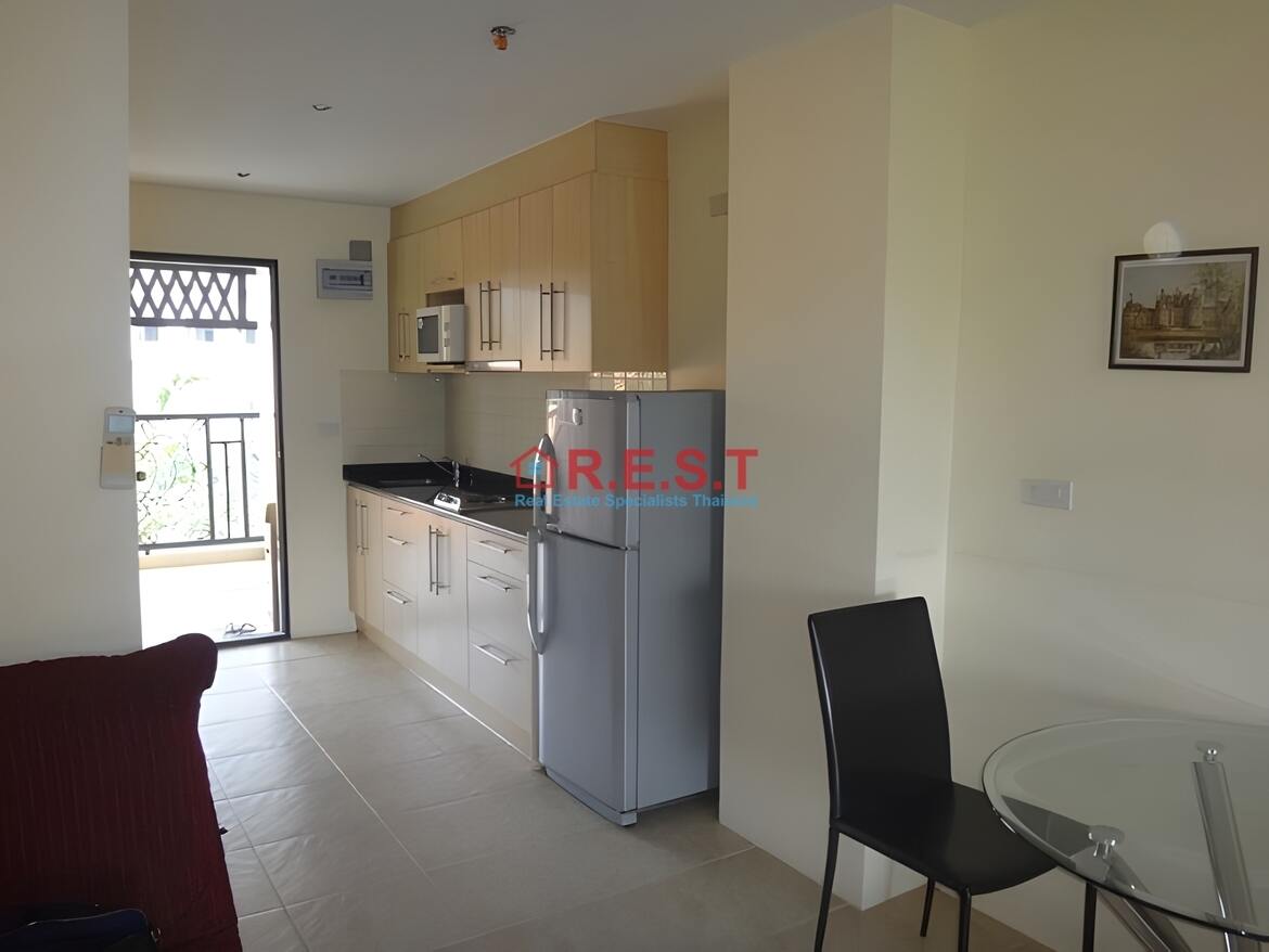 Wongamat 1 bathroom Condo For rent (5)