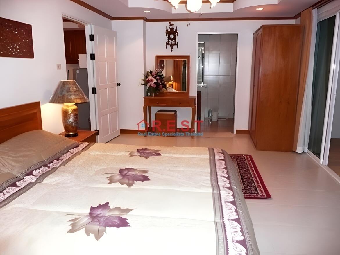 Wongamat 1 bedroom, 1 bathroom Condo For rent (3)