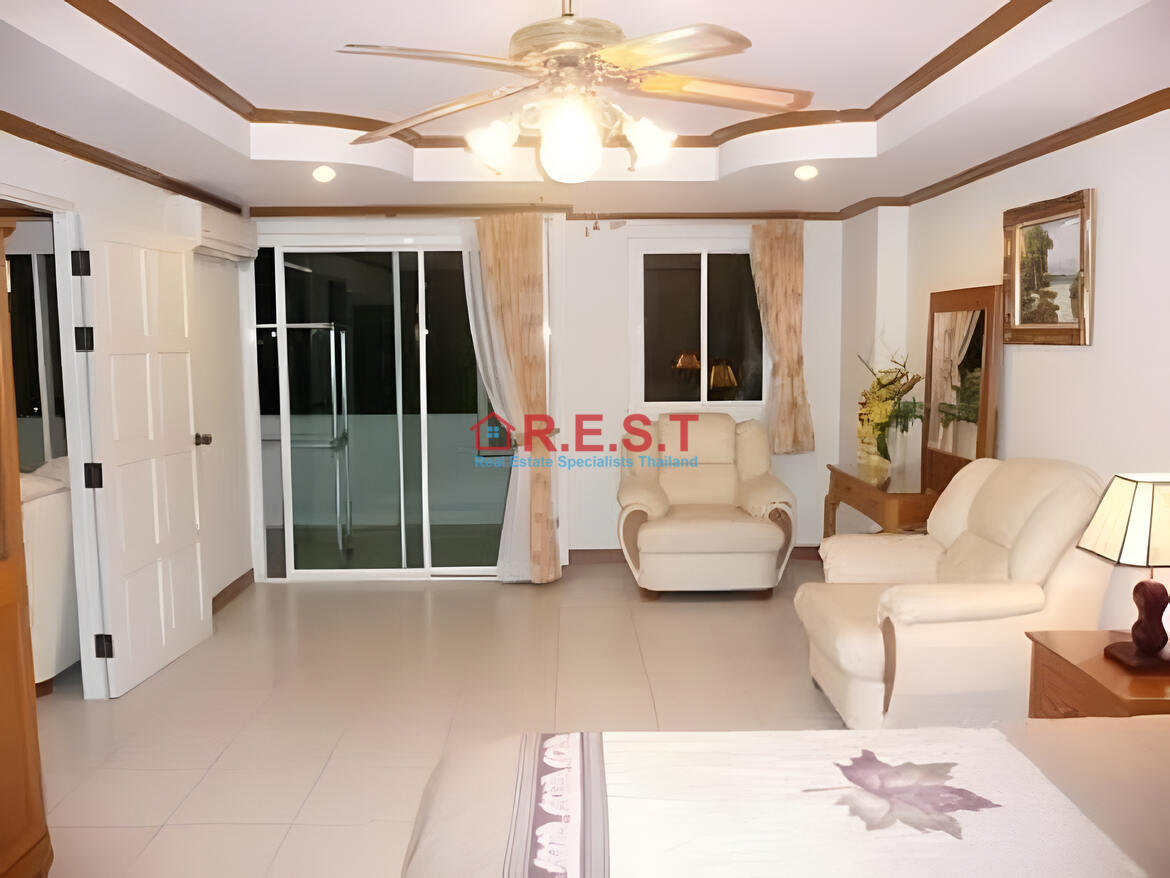 Wongamat 1 bedroom, 1 bathroom Condo For rent (10)